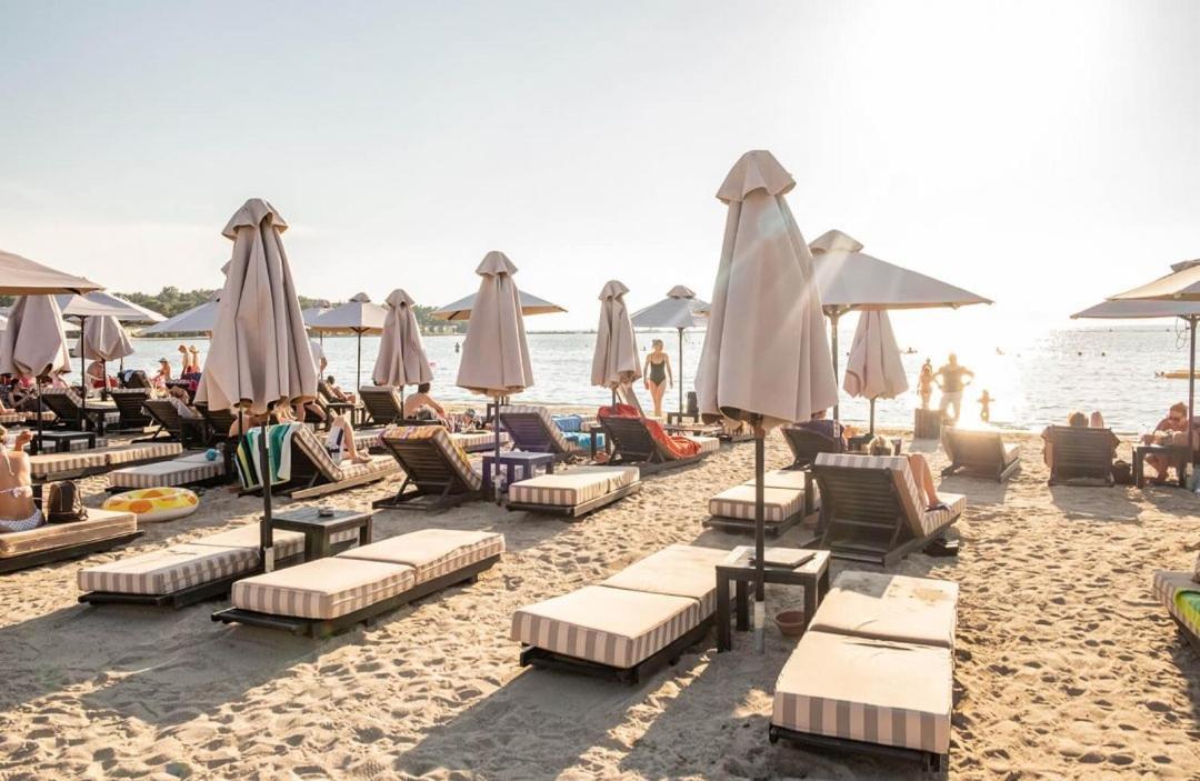 Athens Seaside Glyfada Suites Extérieur photo